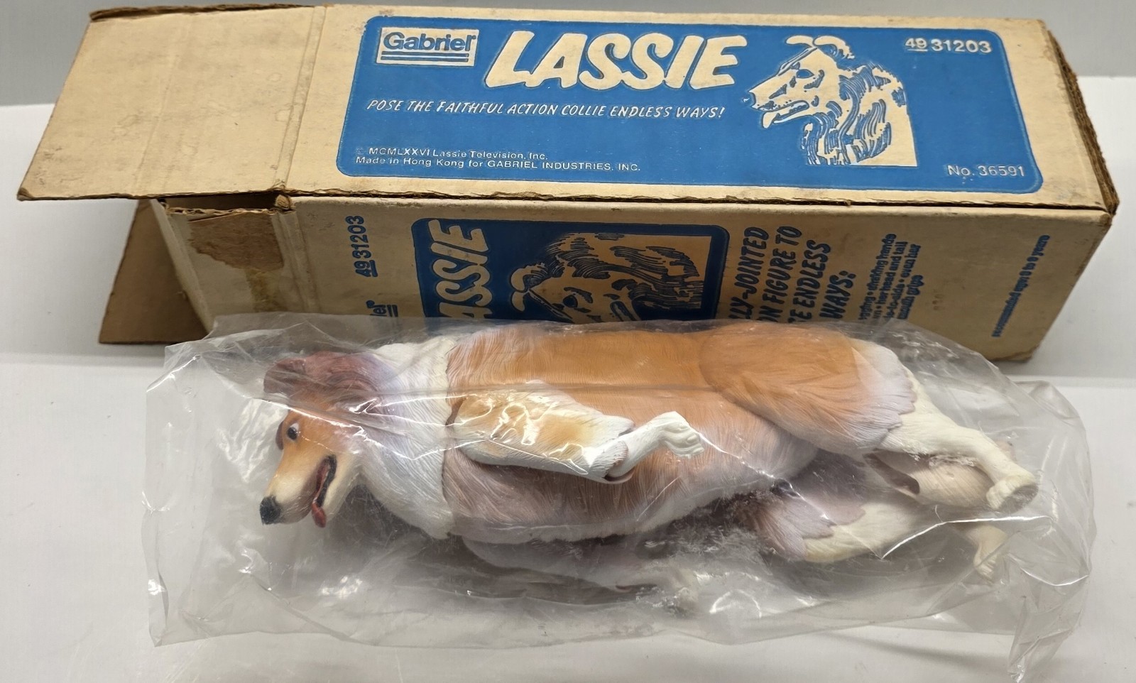 Vtg 1970s Lassie TV Show Toy Dog Gabriel Movable Head Legs Tail Action Figure