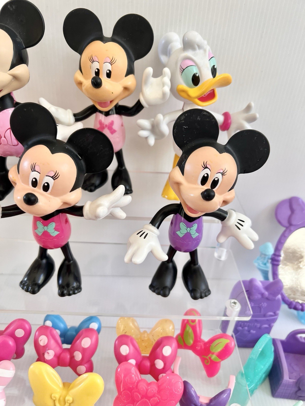 Disney Minnie Mouse Daisy Duck Dress Up Bow-tique Snap N Style Lot 75 Pieces
