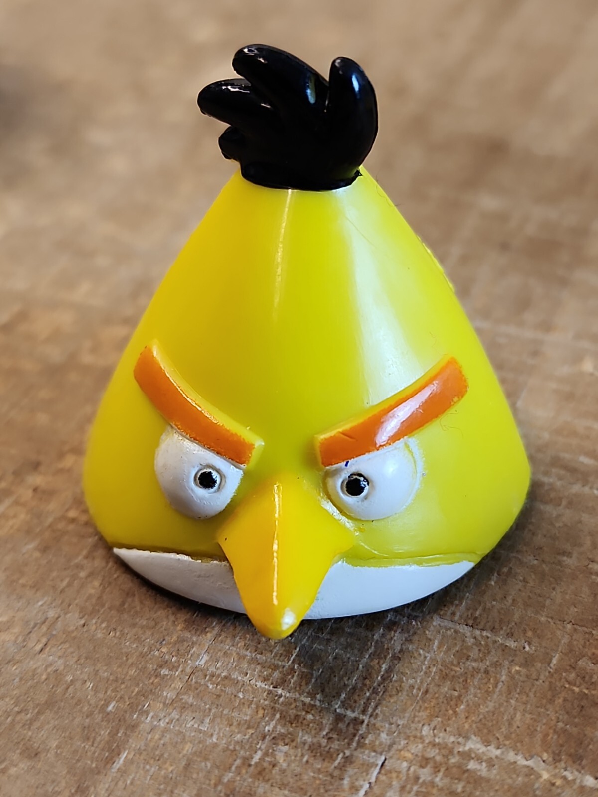 Angry Birds Lot Of 4 Vinyl PVC Plastic Figures. Keychain