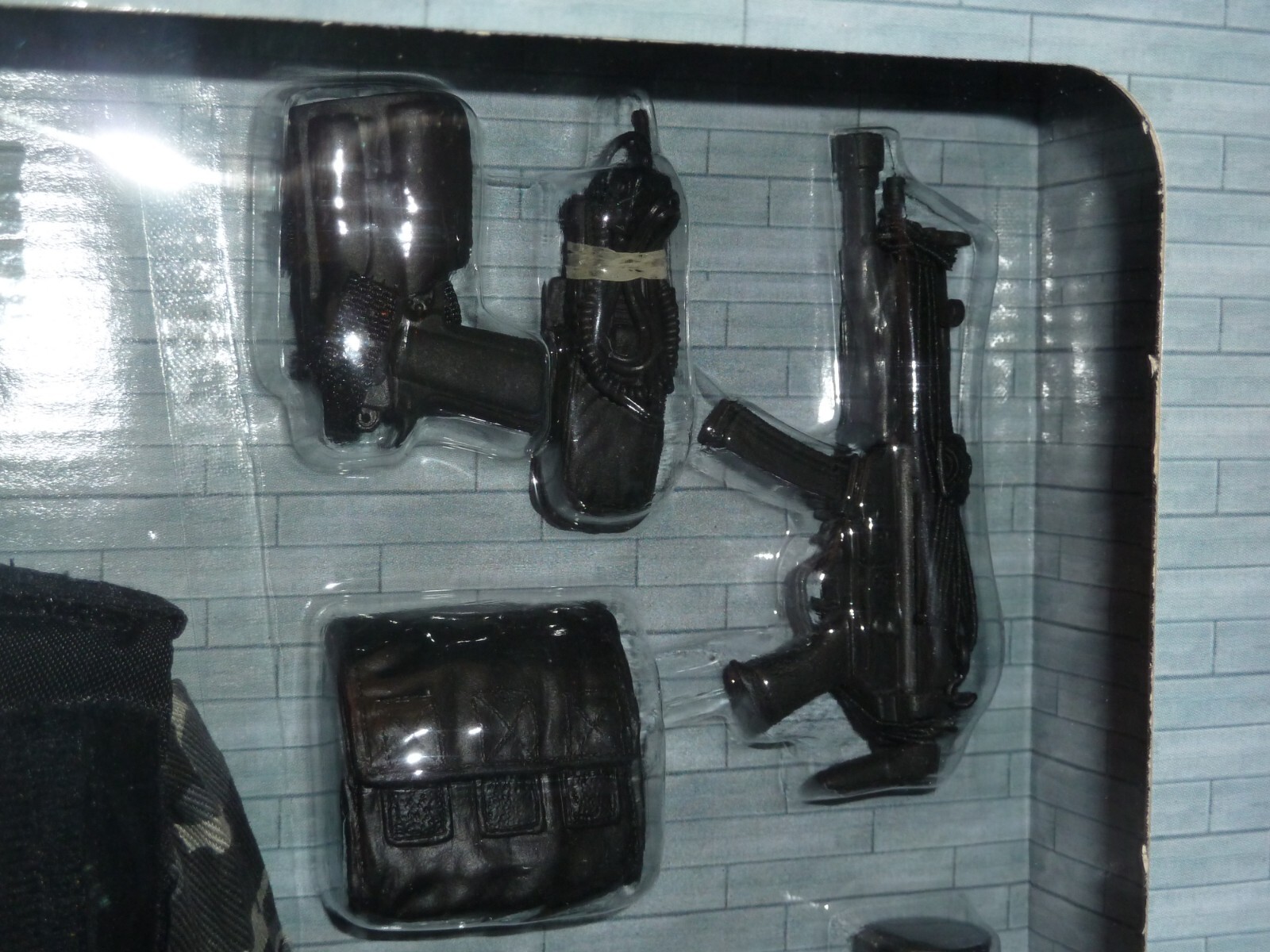 SWAT SUBDUED URBAN CAMO 21ST CENTURY TOYS AMERICAS FINEST ultimate soldier