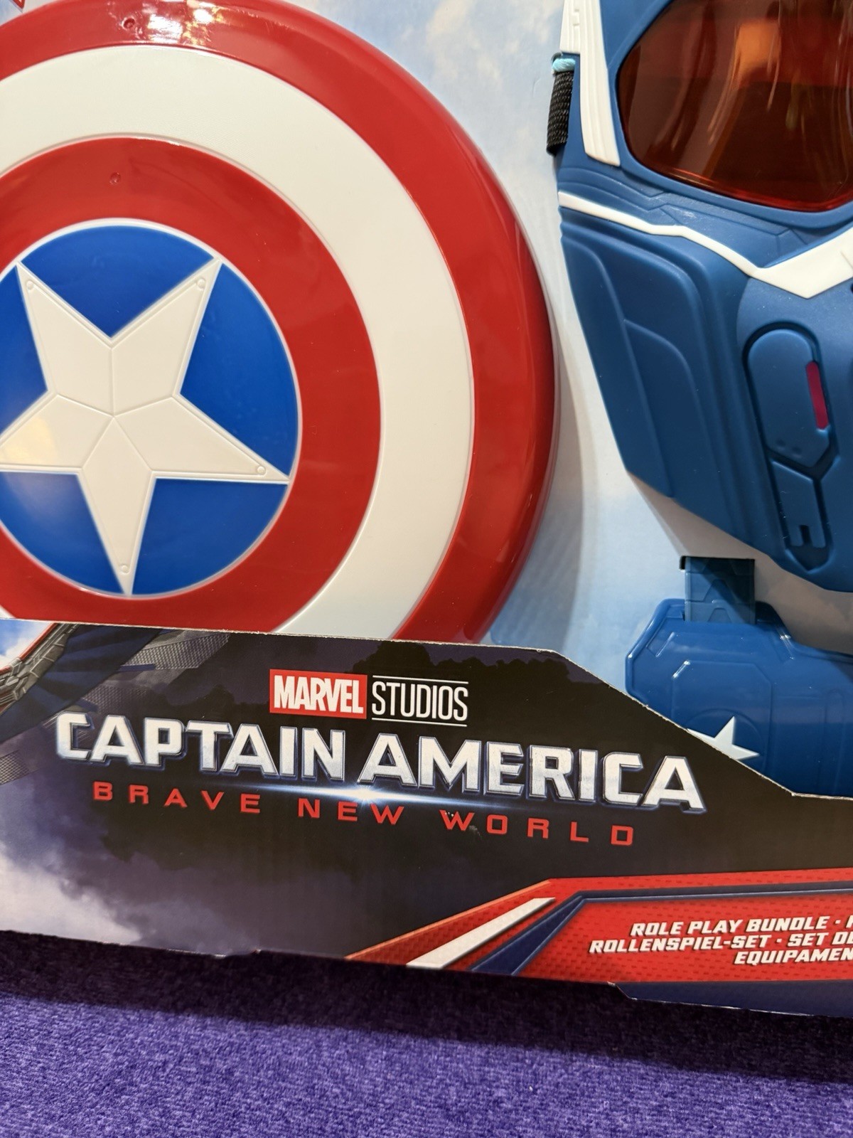 Captain America~Brave New World~Dress Up Set Hasbro Exclusive~Collectible~NEW!!