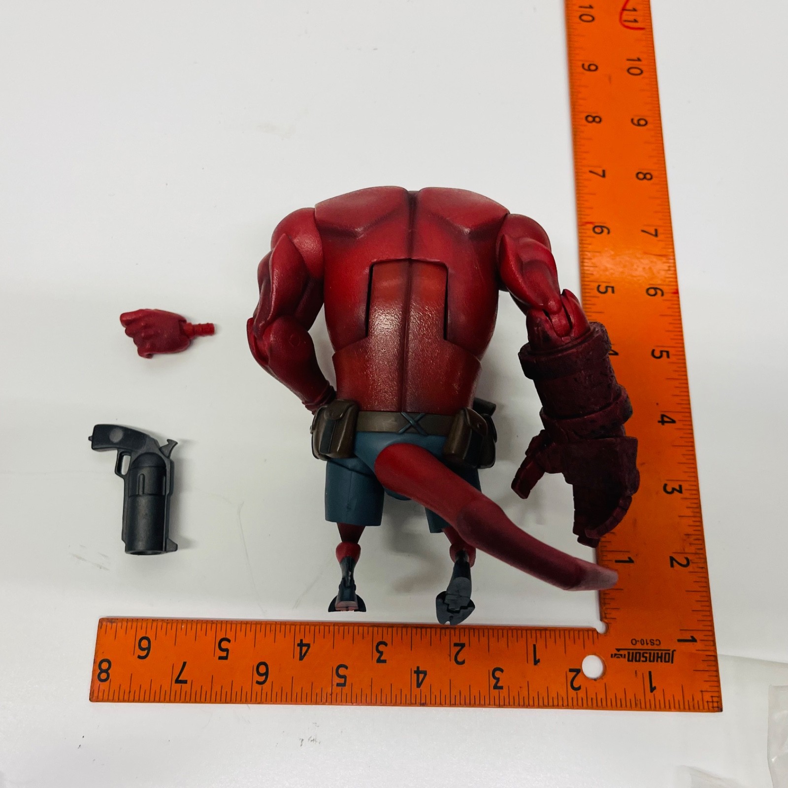 Hellboy (No Horns) Animated Deluxe Action Figure Gentle Giant 2007 loose 6 in.