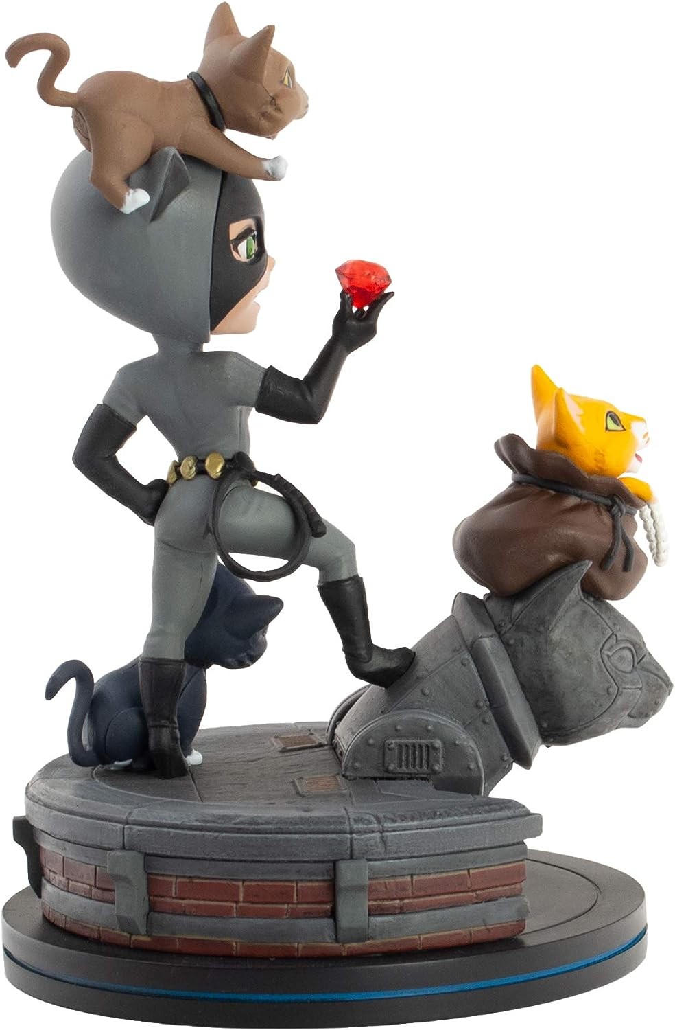 Quantum Mechanix Catwoman Elite Q-Fig, One-Size, DCC-0626