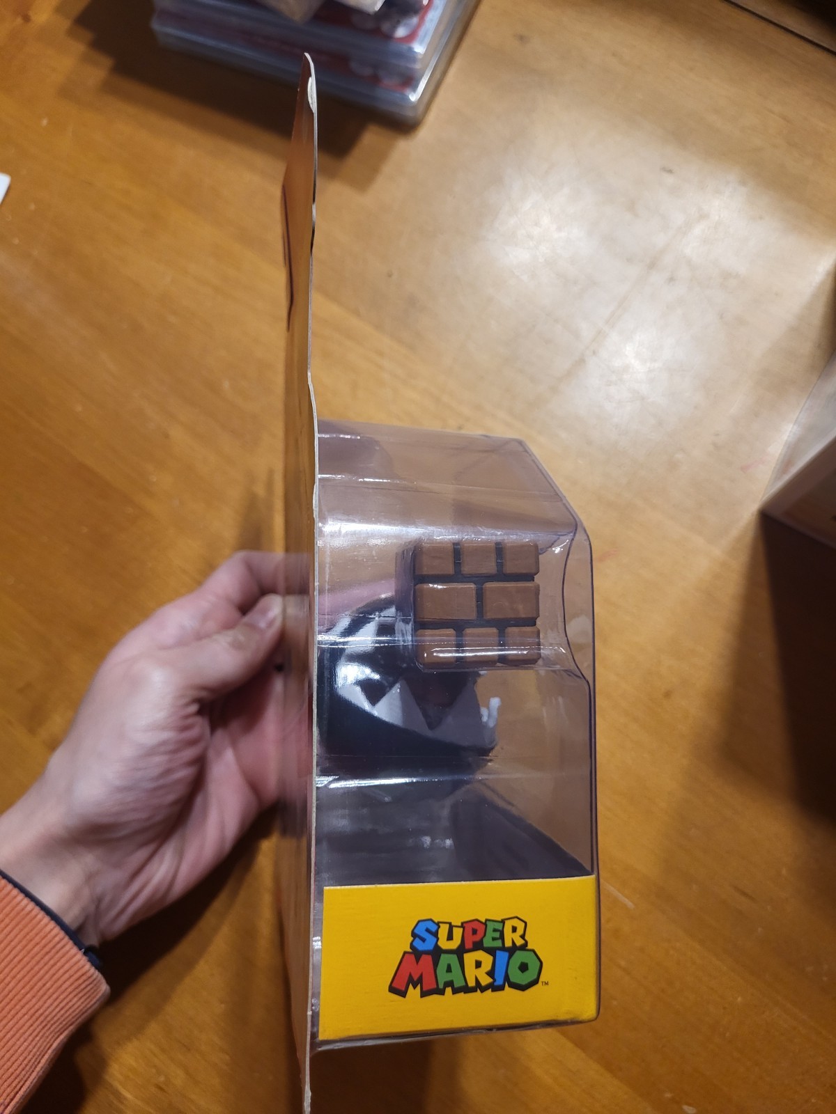 Super Mario CHAIN CHOMP WITH BLOCK 4 Inch Articulated Figure Jakks Pacific