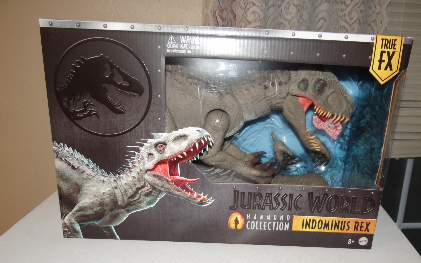 Jurassic World Hammond Collection Indominus Rex Deluxe Articulated Action Figure