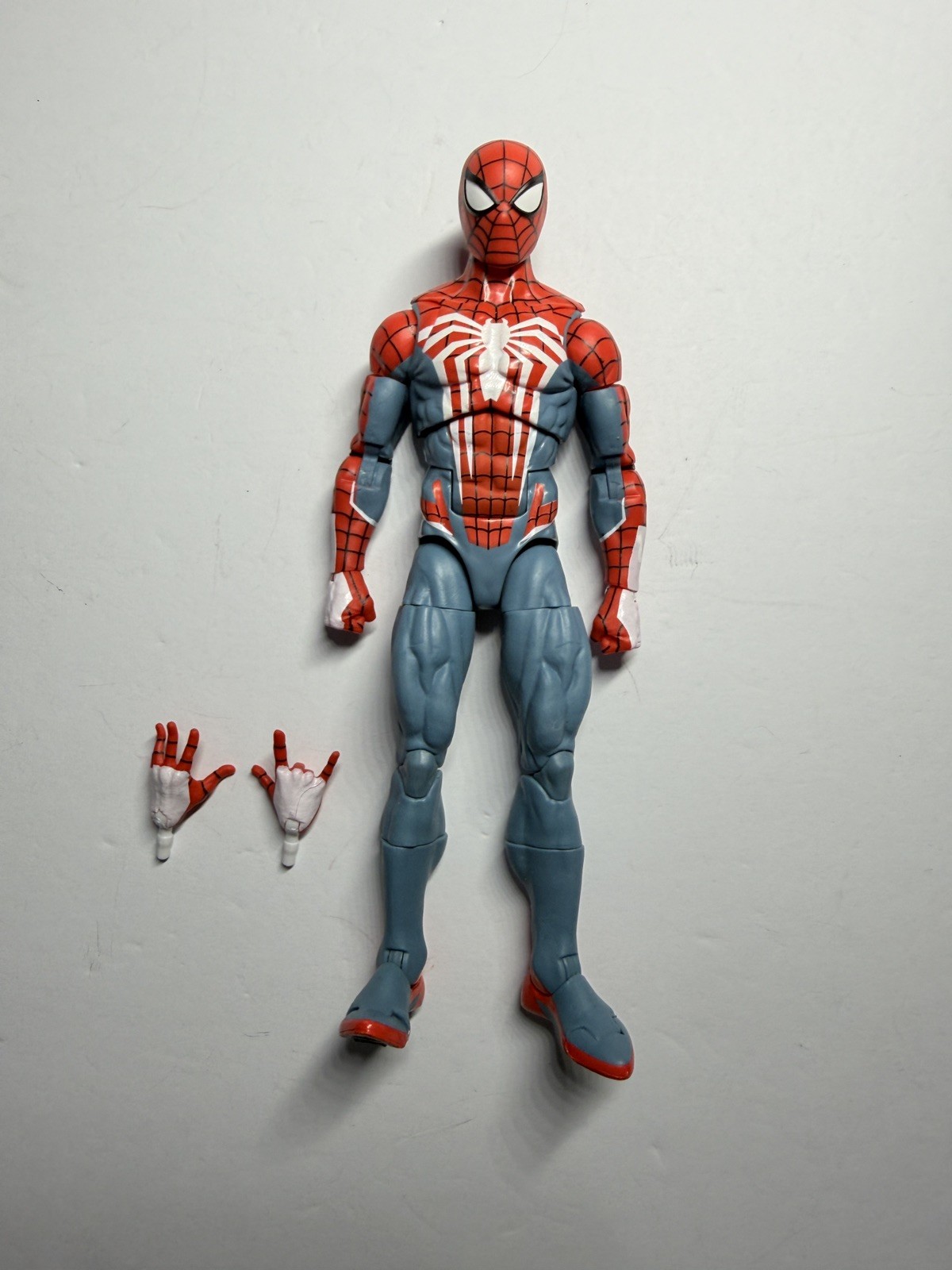 2023 Marvel GamerVerse Legends PETER PARKER SPIDER-MAN 2 6″ Scale Hasbro Figure