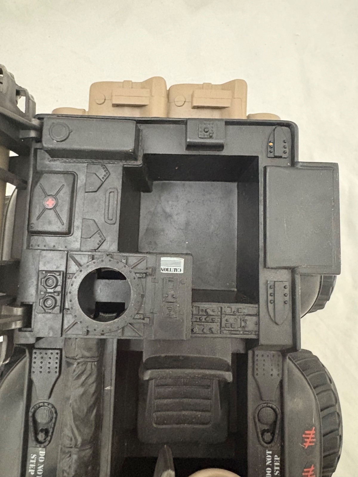 Vintage – RAMBO – Defender – 6×6 Assault Vehicle – NEAR Complete – Coleco