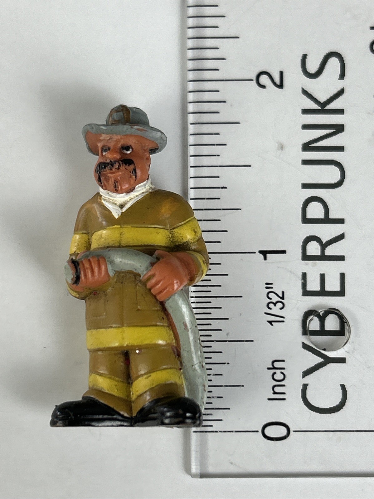 Homies Series 8 “BOMBERO” Fireman Figure 1/32 Scale