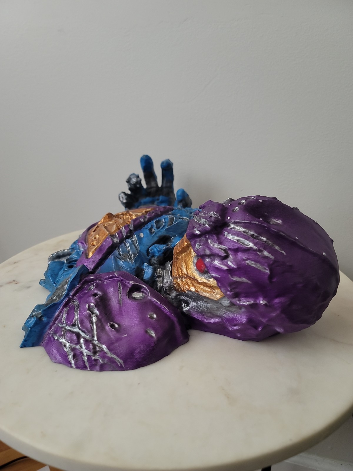 Marvel Legends Sentinel Scale Damage Dispaly
