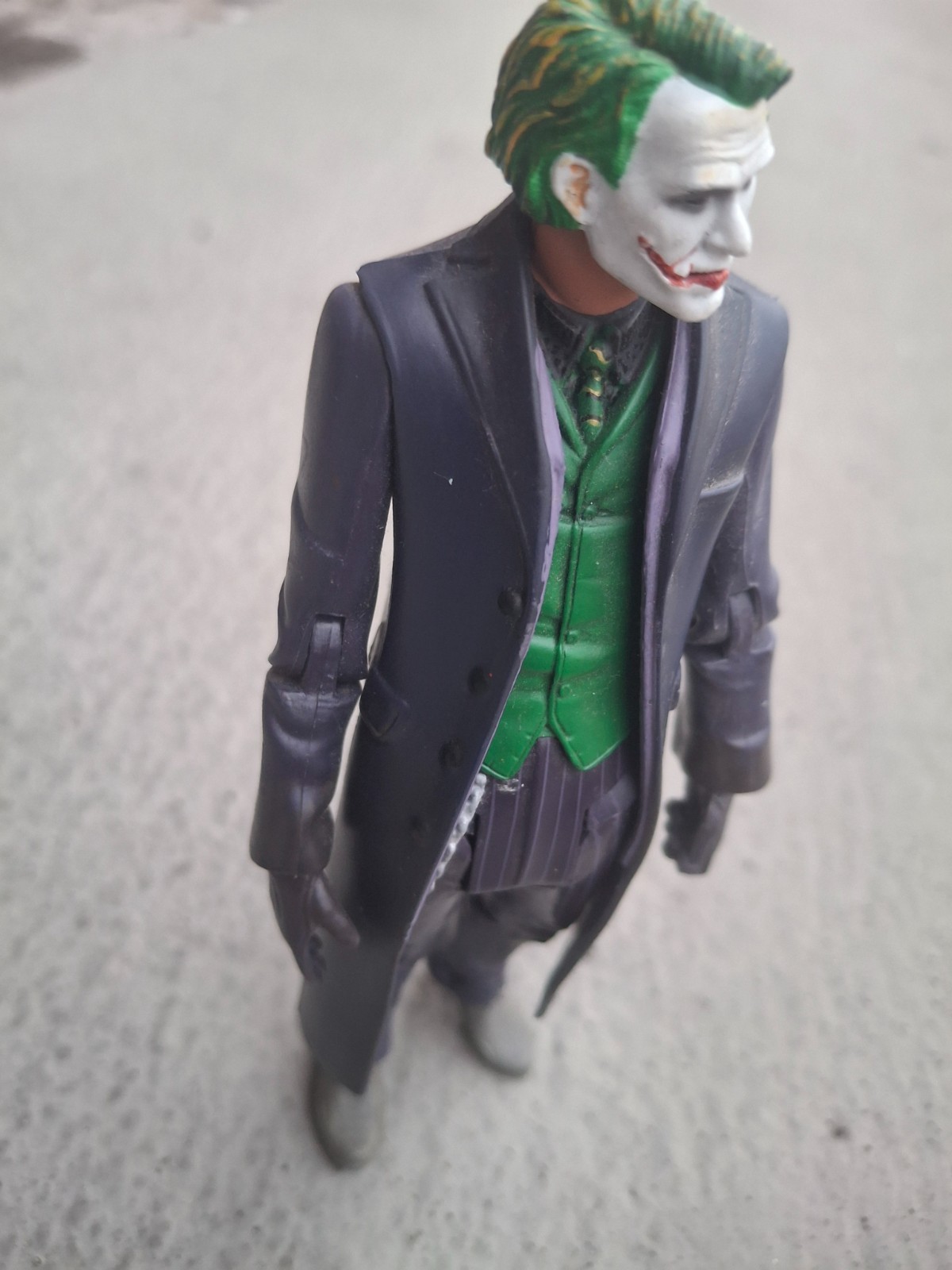 DC Batman Dark Knight JOKER 6″ Action Figure Loose Heath Ledger