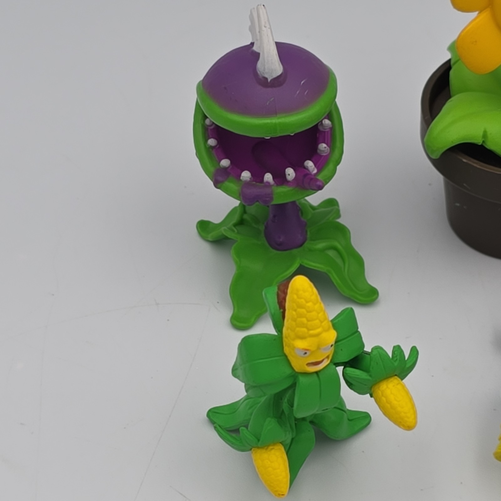 RARE Plants Vs Zombies Toxic chomper Lot Of 7 Figures See Description