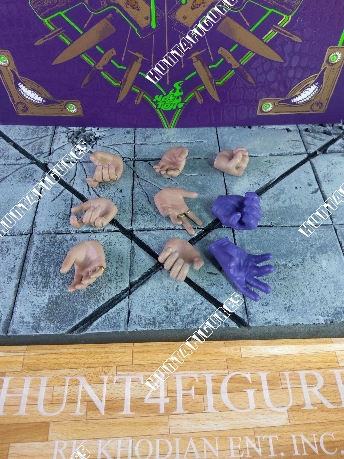Hot Toys MMS382 Joker Suicide Squad Action Figure’s 1/6 scale 9 hands only