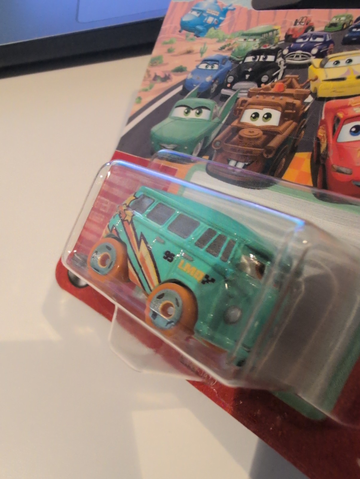 Disney Pixar Cars Mini Race Fillmore Race To Celebrate – FL-0370