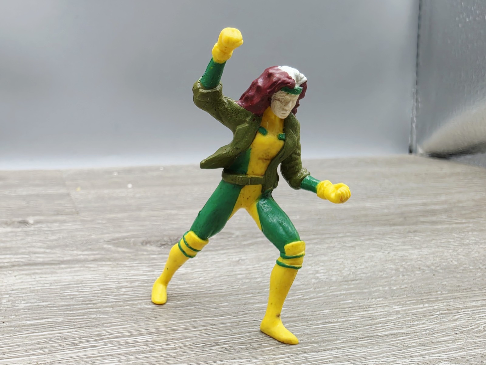 Vintage 1995 Marvel Hardee’s X-Men “Rogue” Action Figure 2.5″