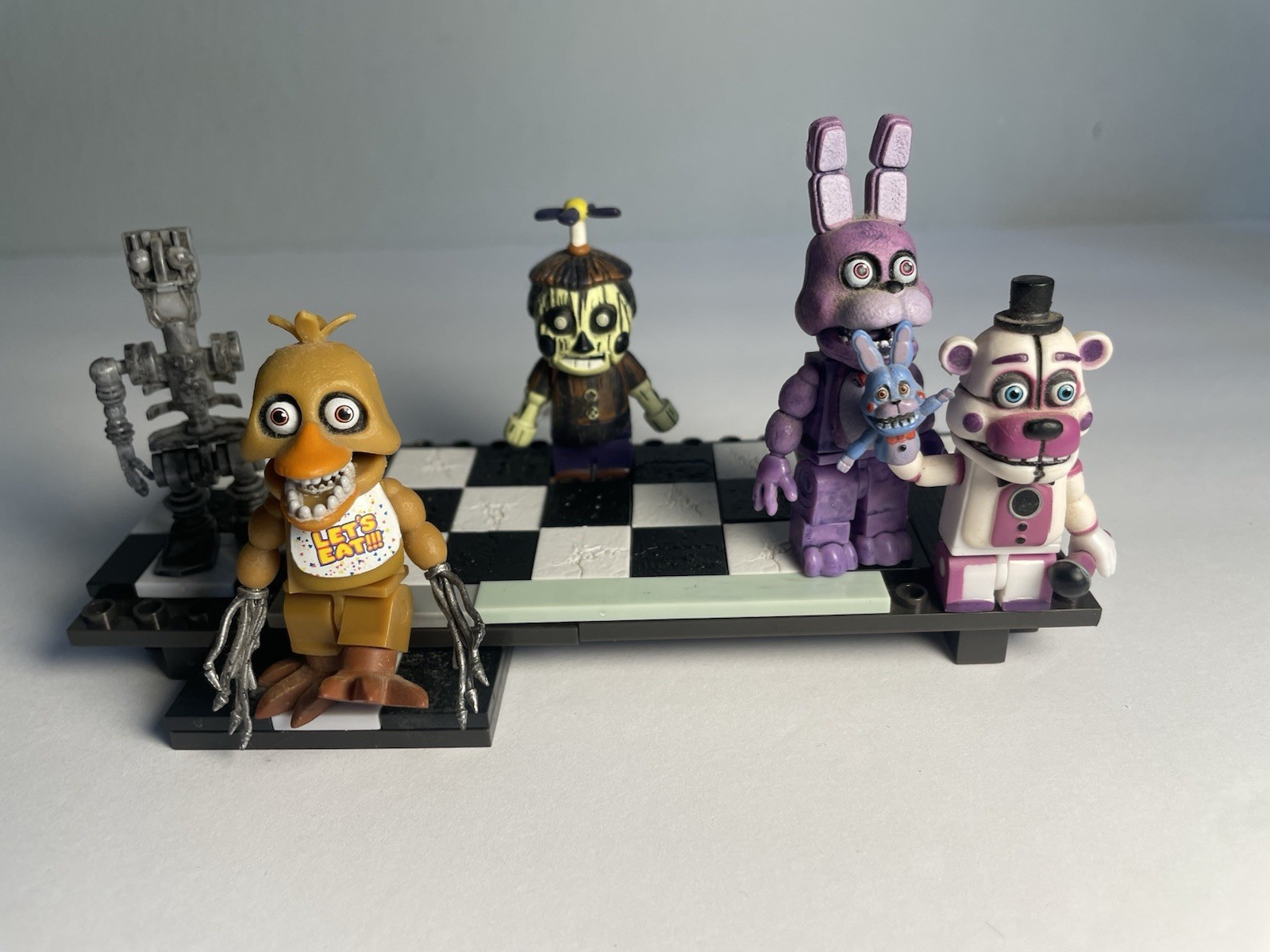 *RETIRED RARE* Mcfarlane FNAF Five Nights At Freddy’s Minifigures & Set Parts