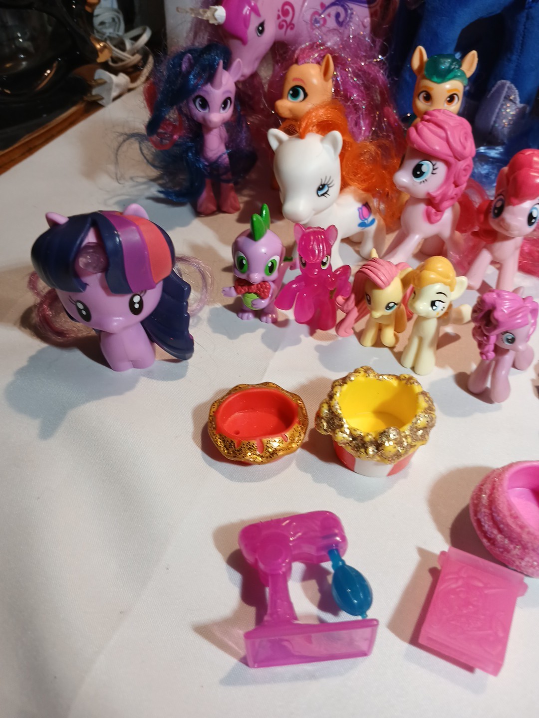 My Little Pony Large Lot-G3/G4/G5/TY plush/Accessories/Pvc/YEARS 2002-2021/odds